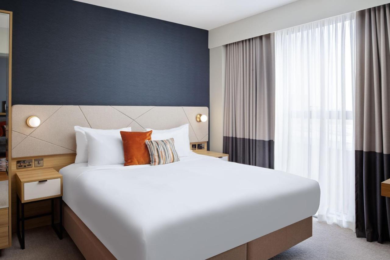Residence Inn By Marriott Слау Екстериор снимка