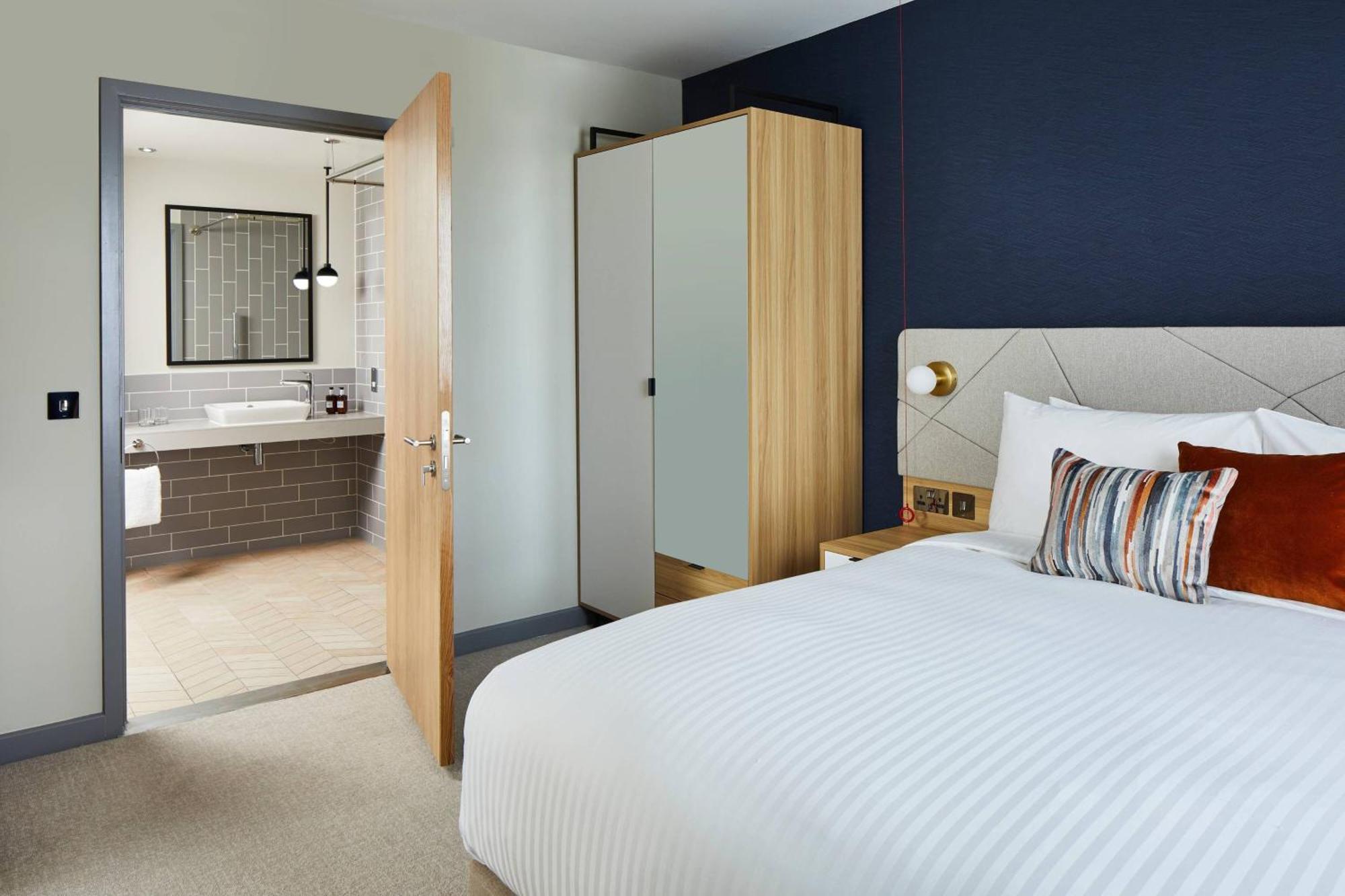 Residence Inn By Marriott Слау Екстериор снимка
